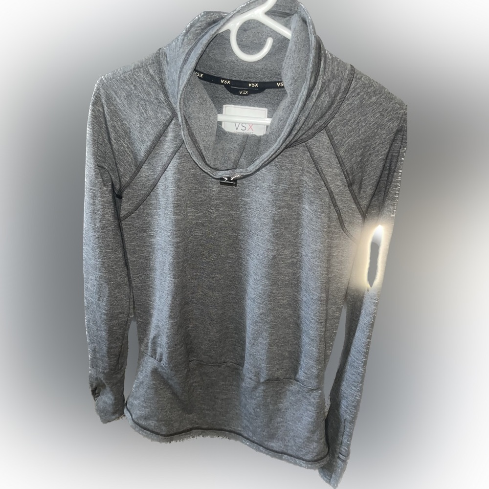 VSX sport pullover